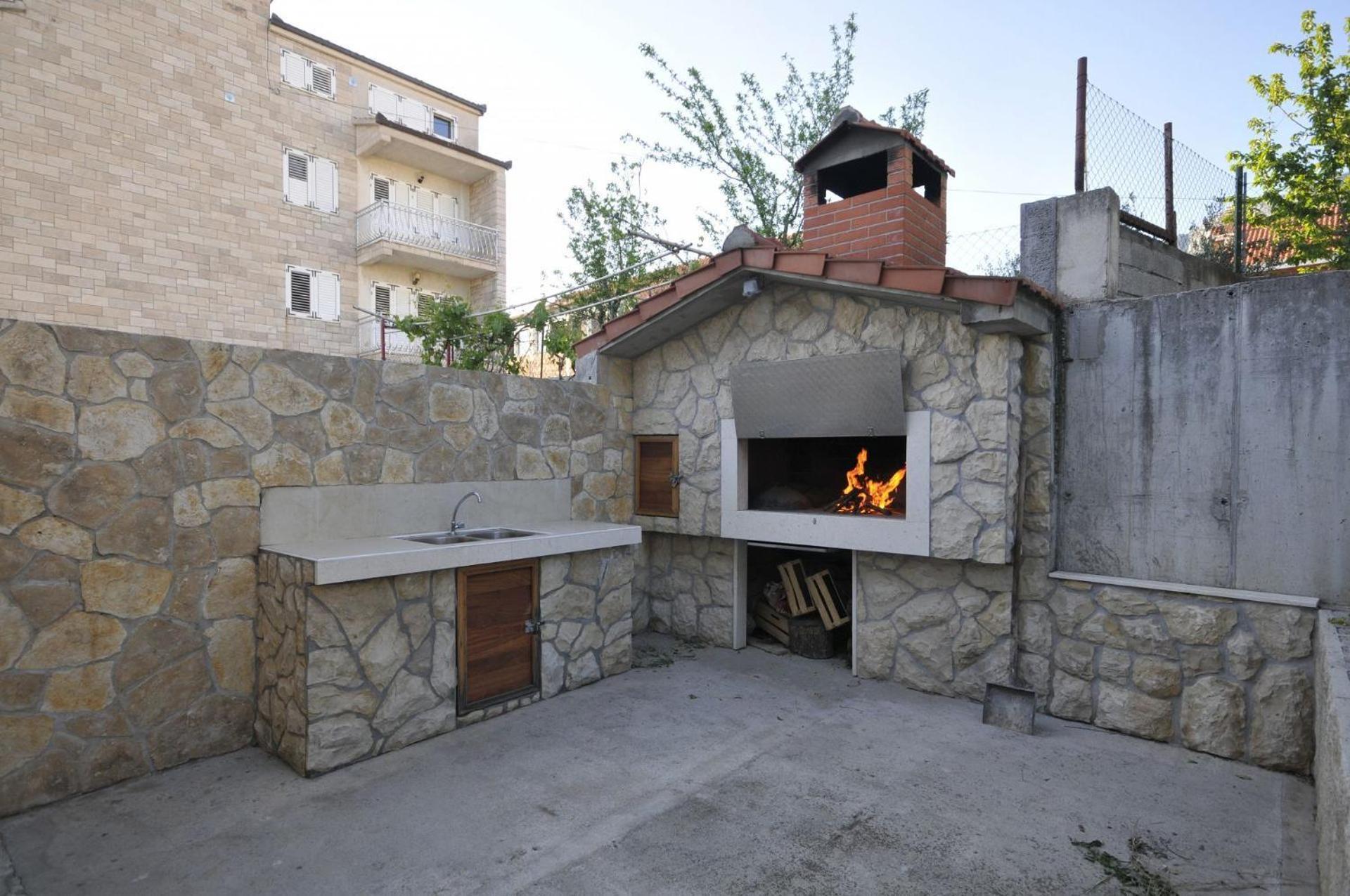 Apartments Ivica Kaštela Zewnętrze zdjęcie