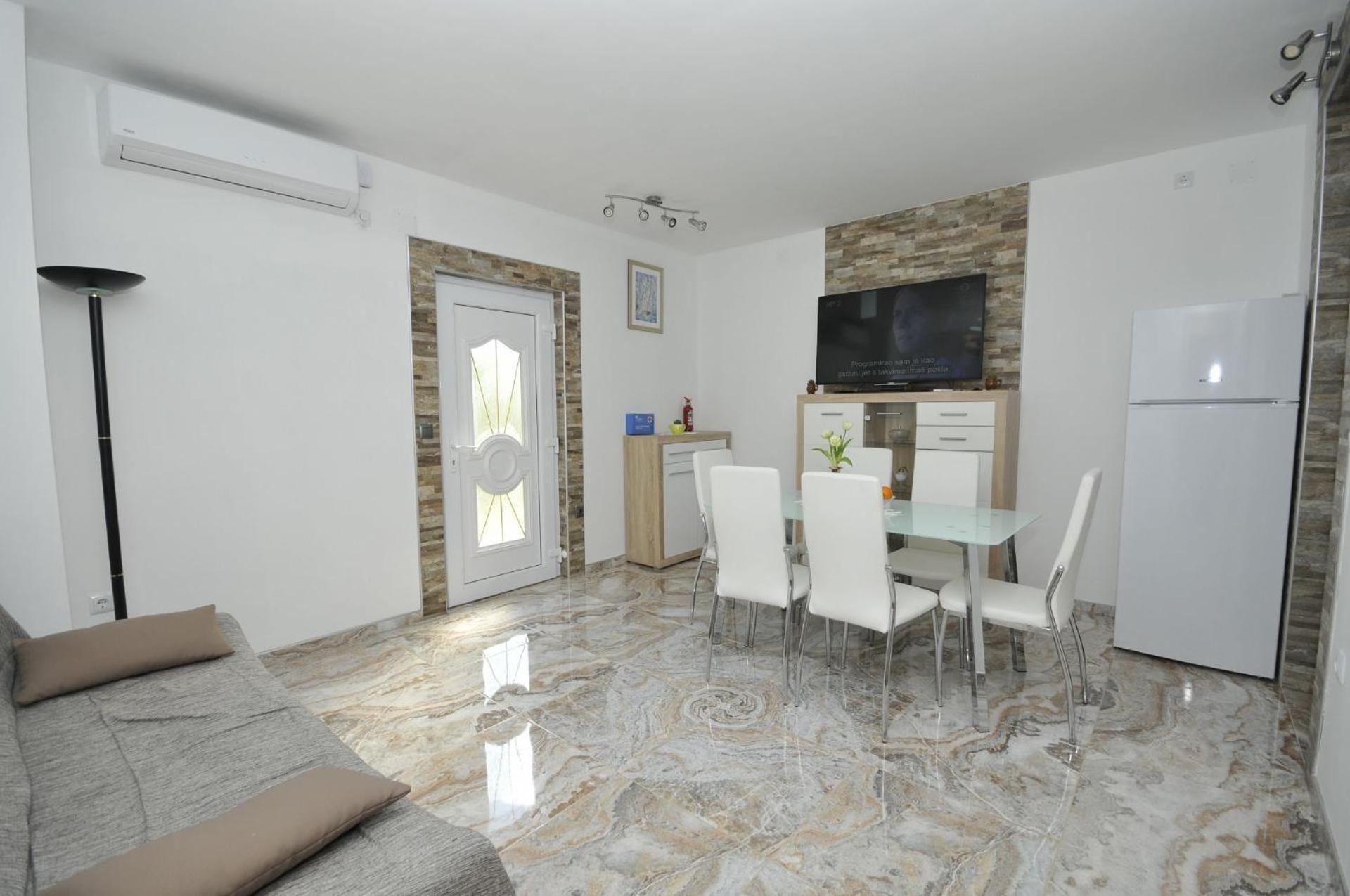 Apartments Ivica Kaštela Zewnętrze zdjęcie